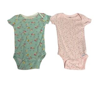 Gerber Baby Girls 3-6M Onesies 2 Pack Mint Floral Pink Polka Dot Cotton Snaps